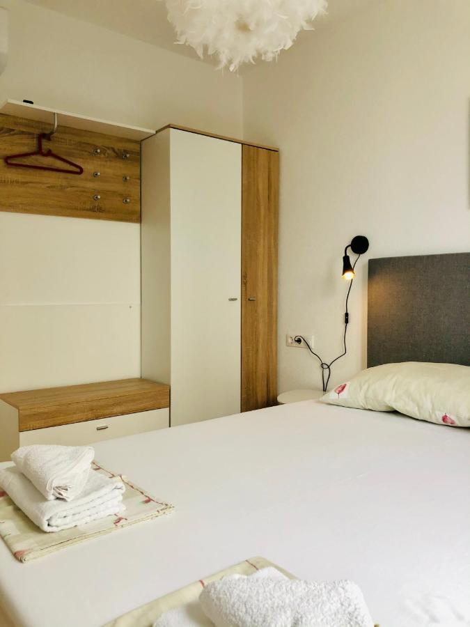 Villa Dani Sea & Pool Apartments Trogir Exterior foto